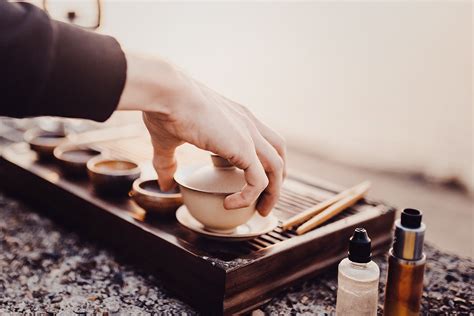 The Magic Tea Craze: Riding the Wave of the Latest Wellness Trend